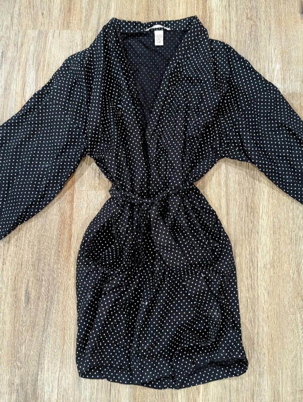 Victoria's Secret Black Cotton Polka Dot Robe Like New, Never worn Size M $45